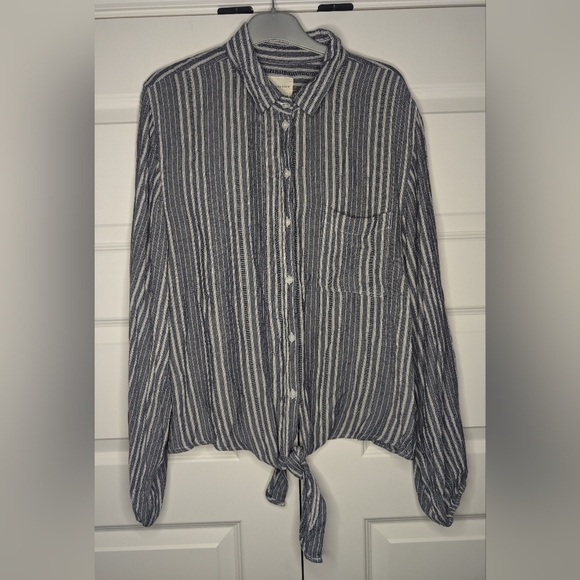 American Eagle Large Button Up Front Tie Long Sleeve Blouse Navy/Gray Stripe - Picture 1 of 13